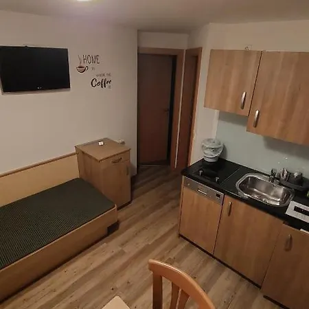 Haus Burgblick Apartman